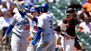 Giants crushed and swept by Dodgers in disheartening showdown series