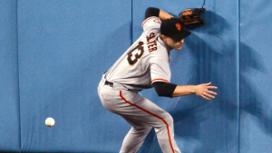 Giants get frustrated, Dodgers get homers in series-opening disappointment