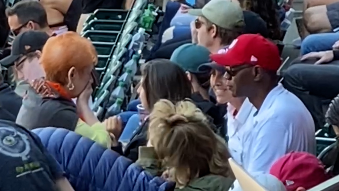 Father of Nationals pitcher Joe Ross saves fan with Heimlich at Giants game
