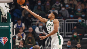 3 takeaways from Warriors’ shellacking in Milwaukee