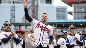 Freddie Freeman reportedly signing with rival Dodgers