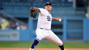 Giants fail to jump on questionable Dave Roberts decision in 3-1 loss