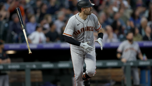 Curt Casali stays hot in 7-6 win over Rockies