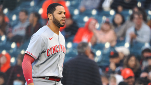 Reds get upper hand in first post-slap matchup for Tommy Pham