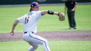 Giants draft Top-30 prospect with last pick of second round