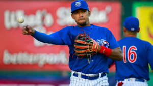 Giants trade for Cubs shortstop