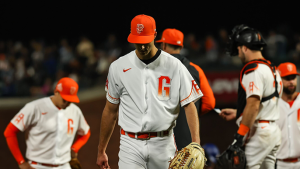 After anticlimactic deadline, Giants again lose to Dodgers