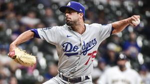 Giants shake up bullpen after losing another pitcher for remainder of season