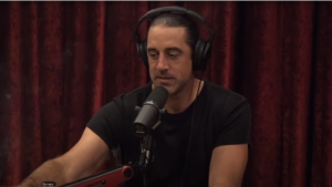 Aaron Rodgers explains why he told media he was ‘immunized’ despite not getting vaccinated