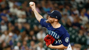 Giants release veteran reliever Ken Giles