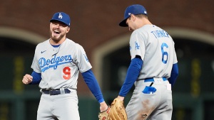 Giants fall again to Dodgers in lopsided defeat