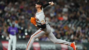 Giants bullpen holds off Rockies for victory