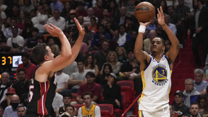 Why Warriors are frustrated over enforcement of carrying rule after loss to Heat