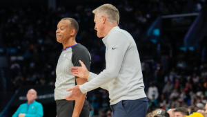 Steve Kerr explains why Jordan Poole carrying violations were so confusing on KNBR