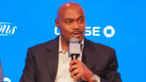 Tim Hardaway apologizes for ‘poor choice of words’ during Warriors broadcast