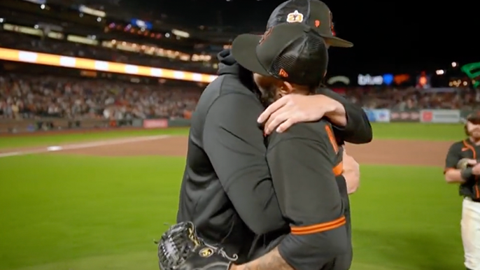 Watch: Hunter Pence makes emotional mound visit in Sergio Romo’s farewell game