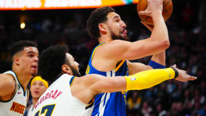 3 takeaways as Warriors blow early lead in road loss to Jokic-less Nuggets