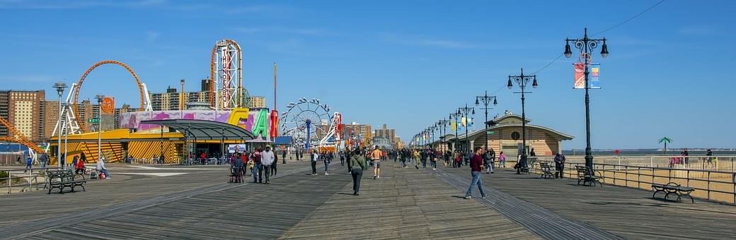 Boardwalk Games at the Jersey Shore, rigged??  (Duh!!)