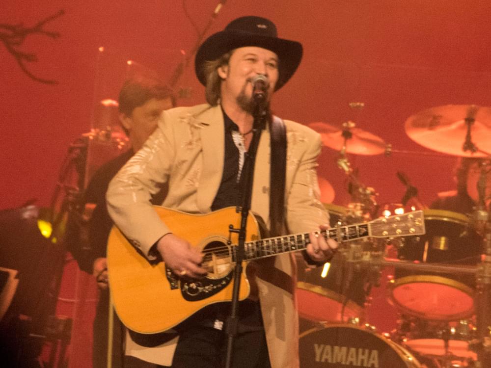 Watch Travis Tritt Perform “It’s a Great Day to Be Alive” for New TV Special, “Travis Tritt: Homegrown”