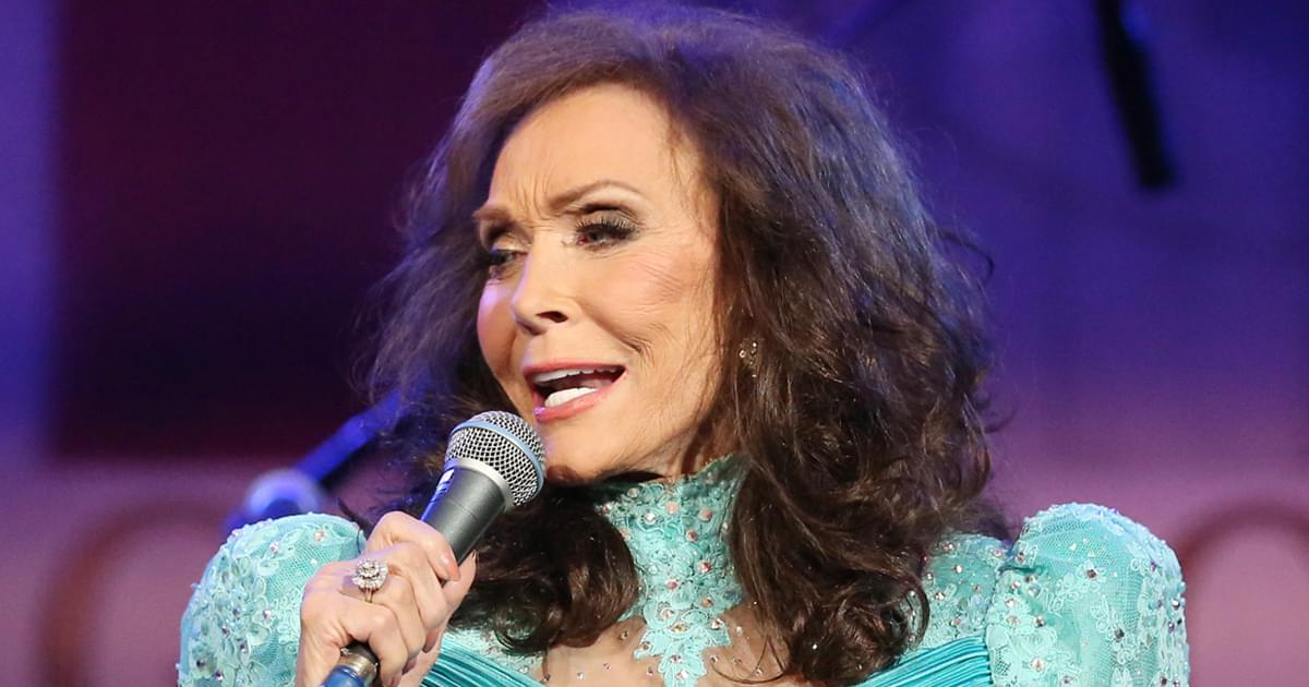 Bronze Statue of Loretta Lynn Unveiled at Ryman Auditorium