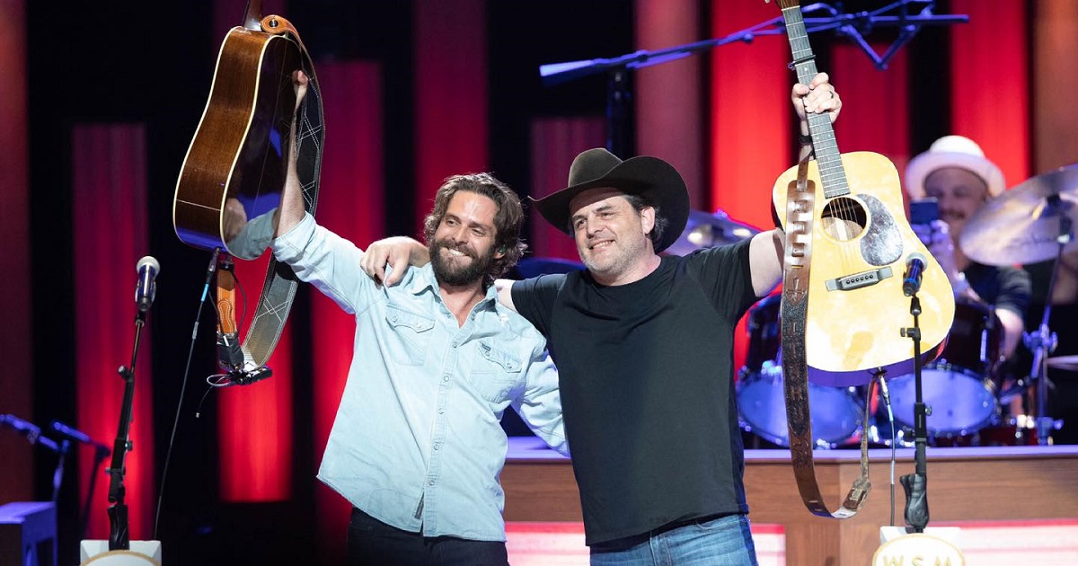 Thomas Rhett & Rhett Akins Debut a Song For Dads