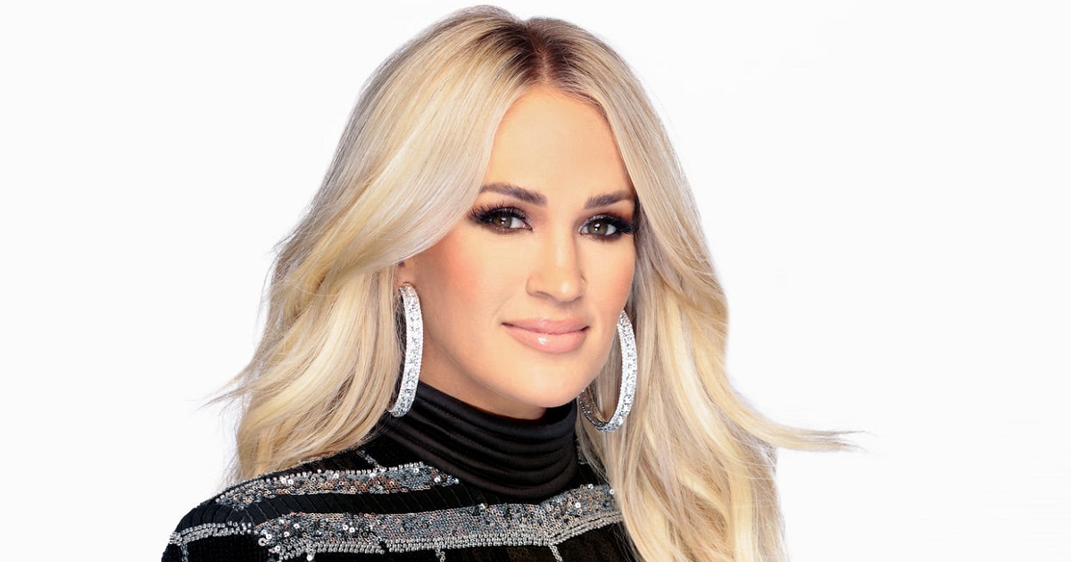 Carrie Underwood Kicks Off Her 9th Season of Sunday Night Football