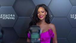 Six makeup application tips Rihanna swears by . . .