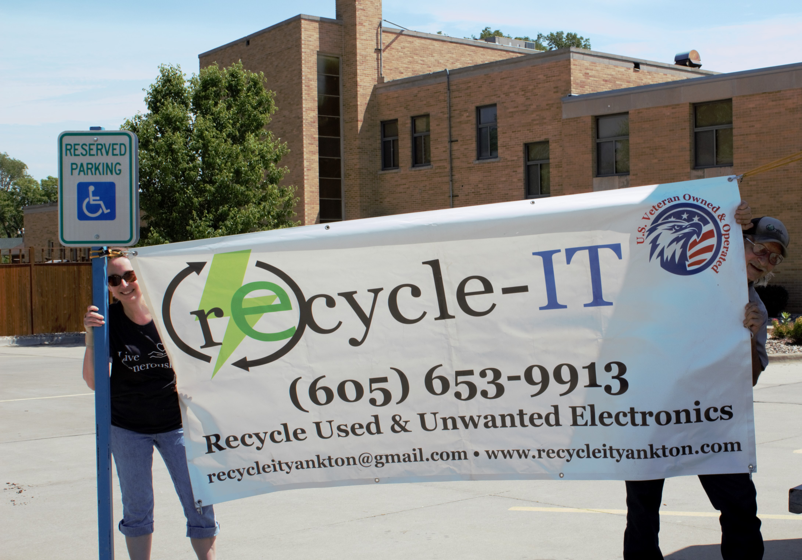 Yankton Recycles Electronics