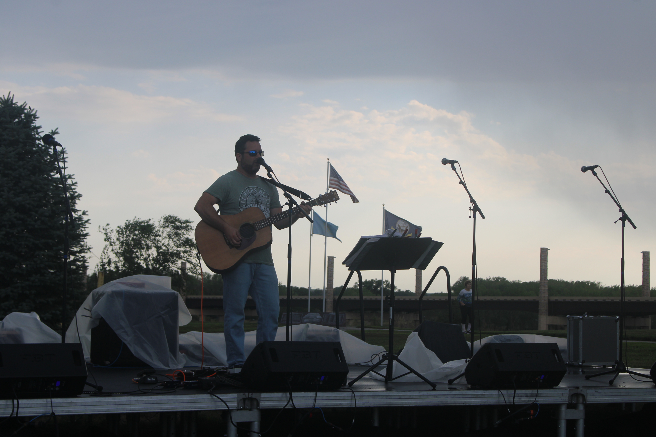 A Little Rain Couldn’t Dampen Music at the Meridian