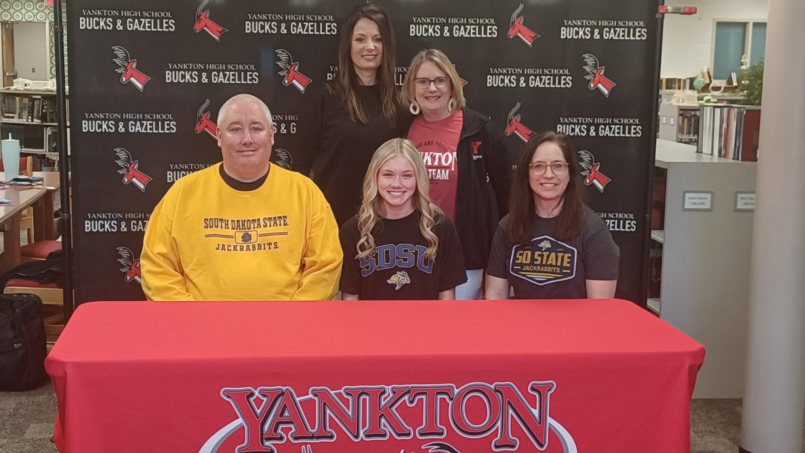 Sarah Beeman Signs with SDSU Dance