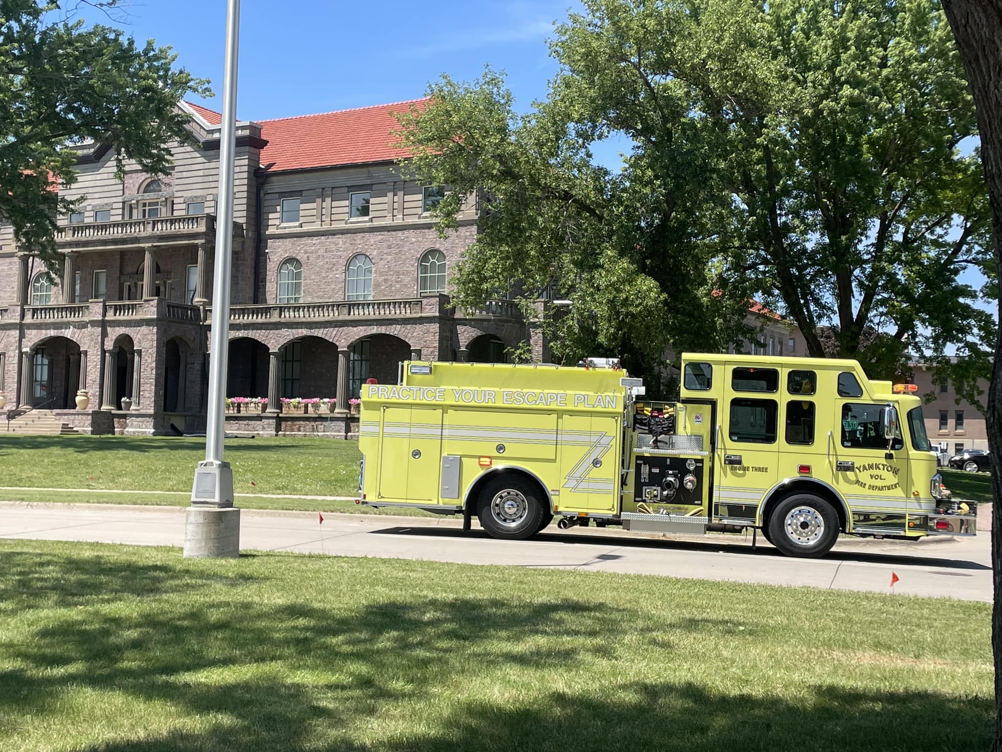 Yankton Firefighters Respond to Gas Leak at the Mead Museum