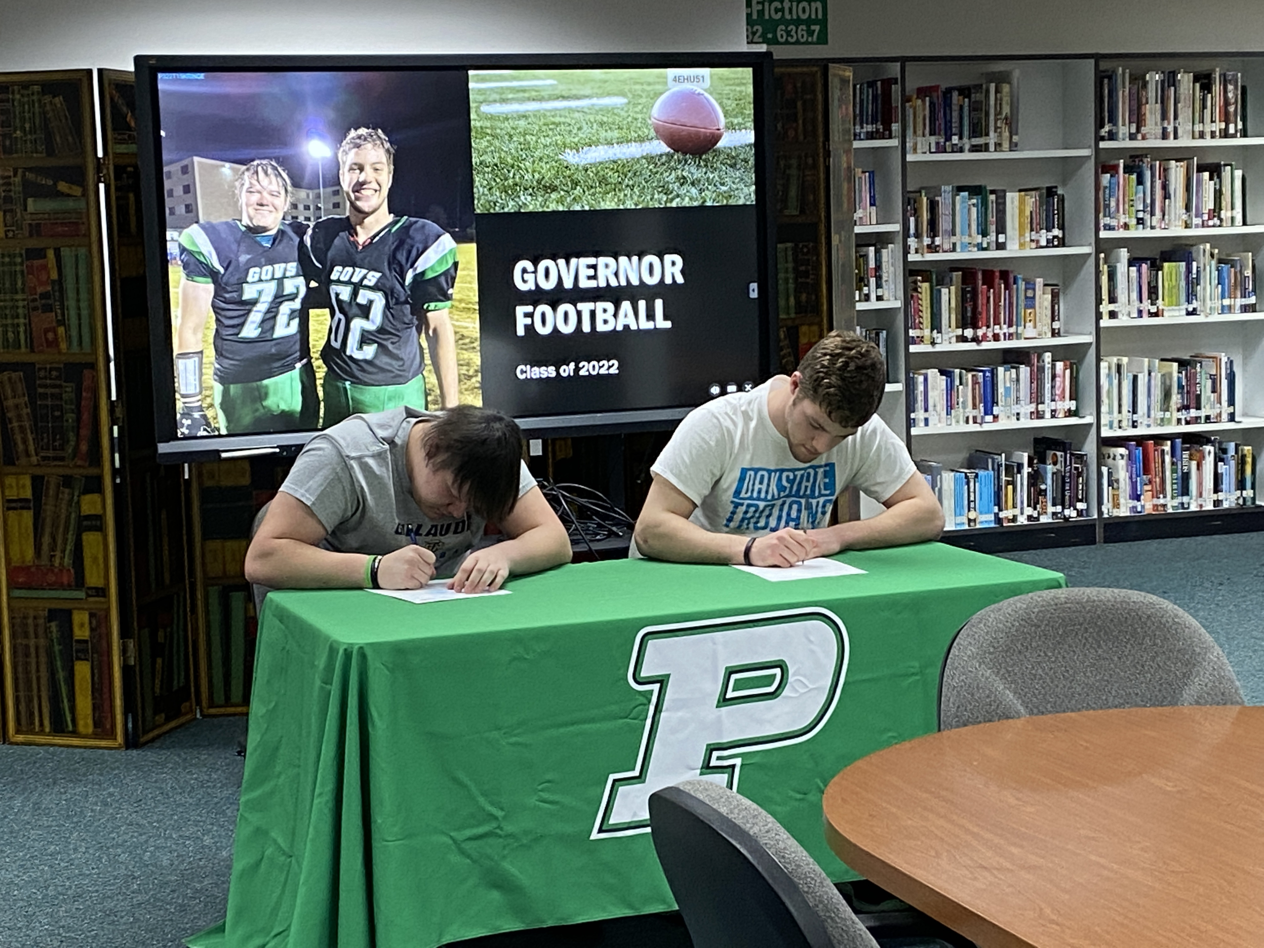 Flor, Albertson Sign to Continue Football Careers