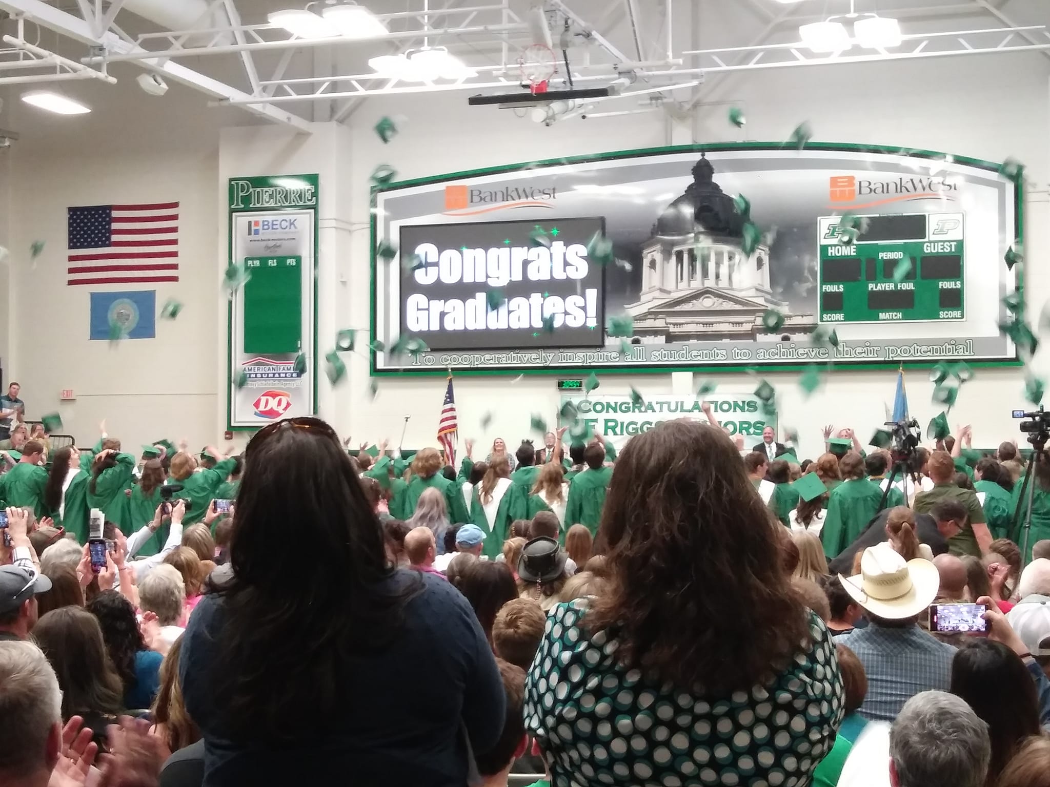 Pierre School District Sends Class Of 2022 Into The World With Graduation Sunday