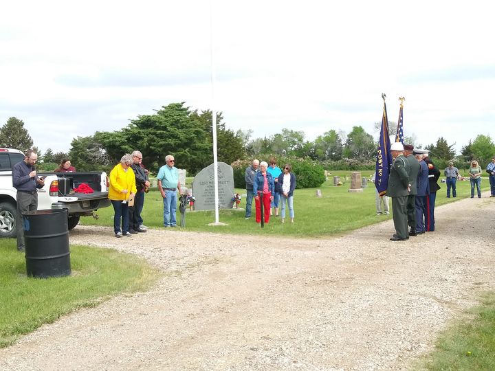 Memorial Day Program Held At Pleasant Hill Cemetery In Blunt