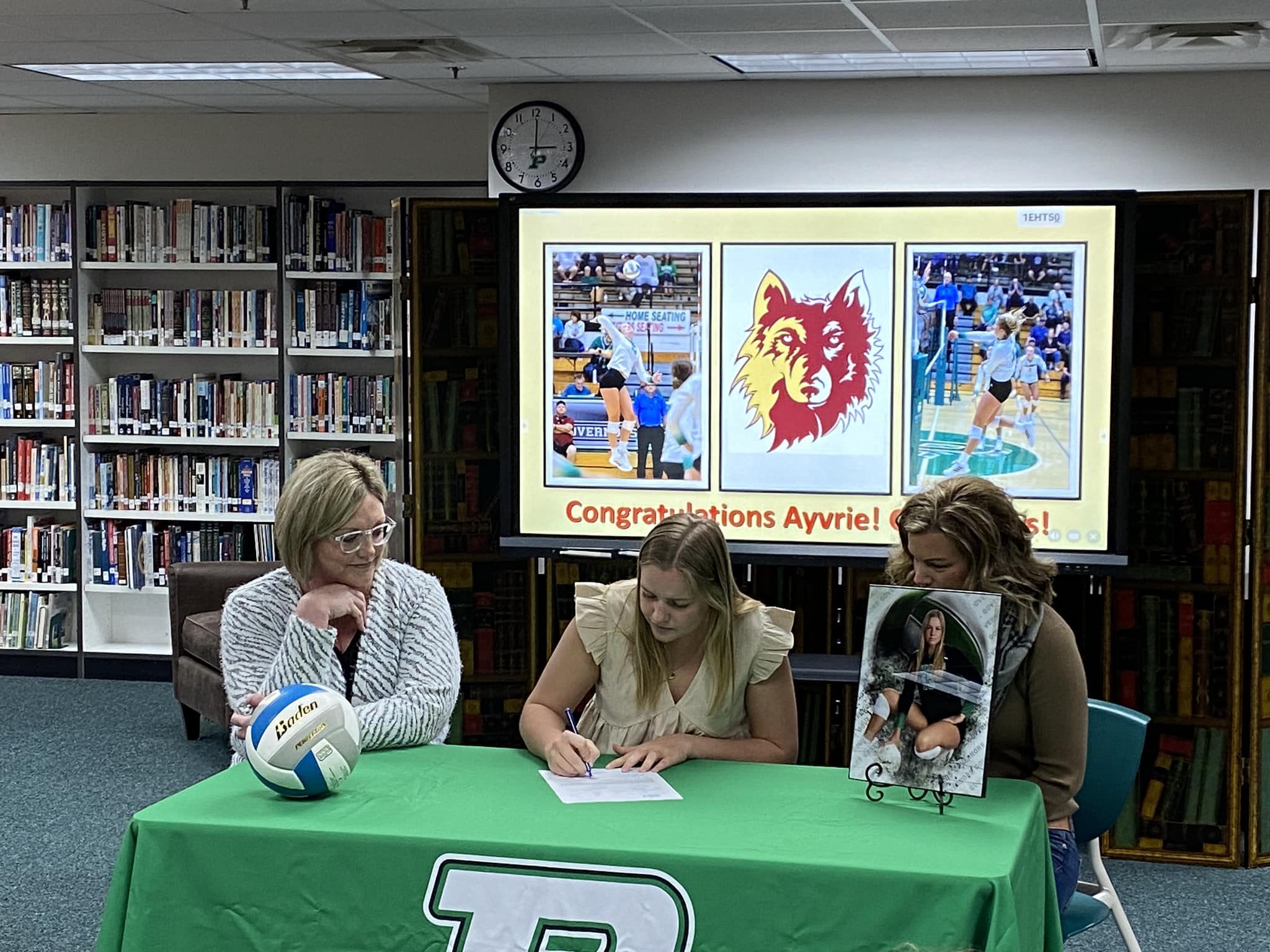 Kaiser Signs Letter of Intent for Northern State Volleyball