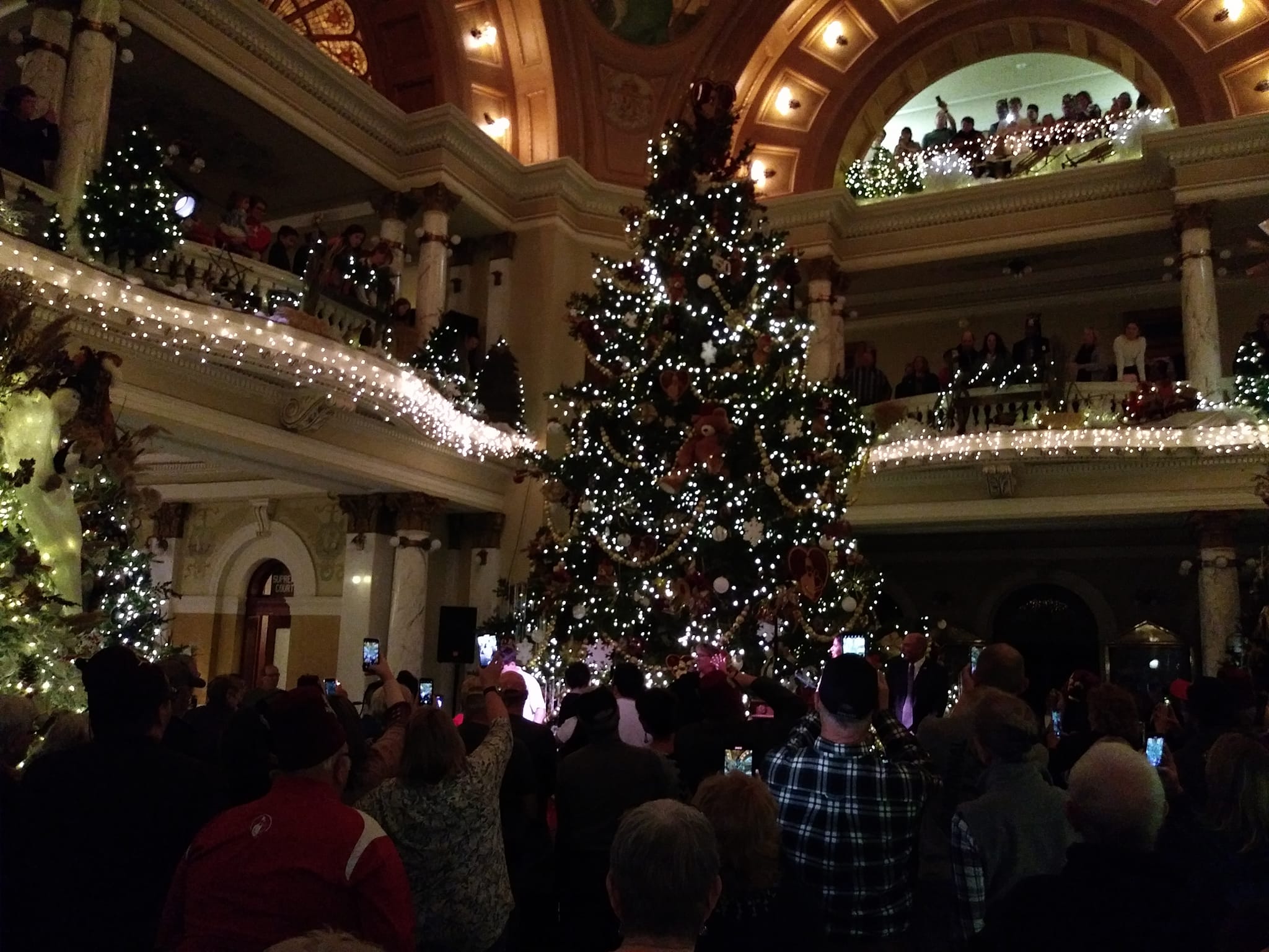 Christmas At The Capitol Kicks Off Tuesday Night