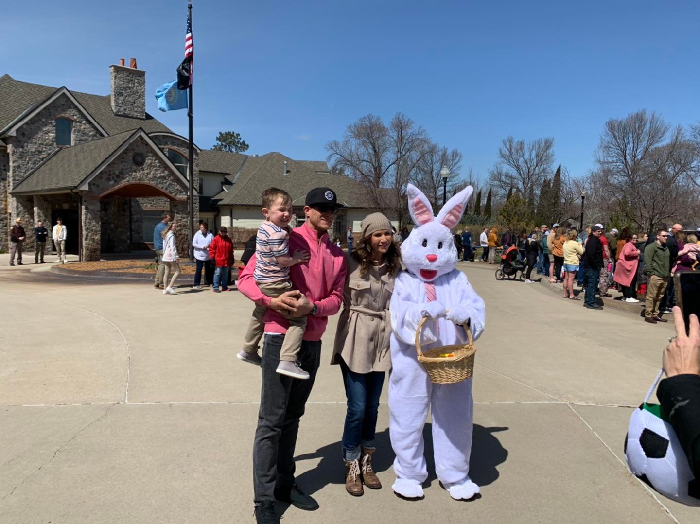 Noem, Family Ready To Host Annual Easter Egg Hunt At Governor’s Residence