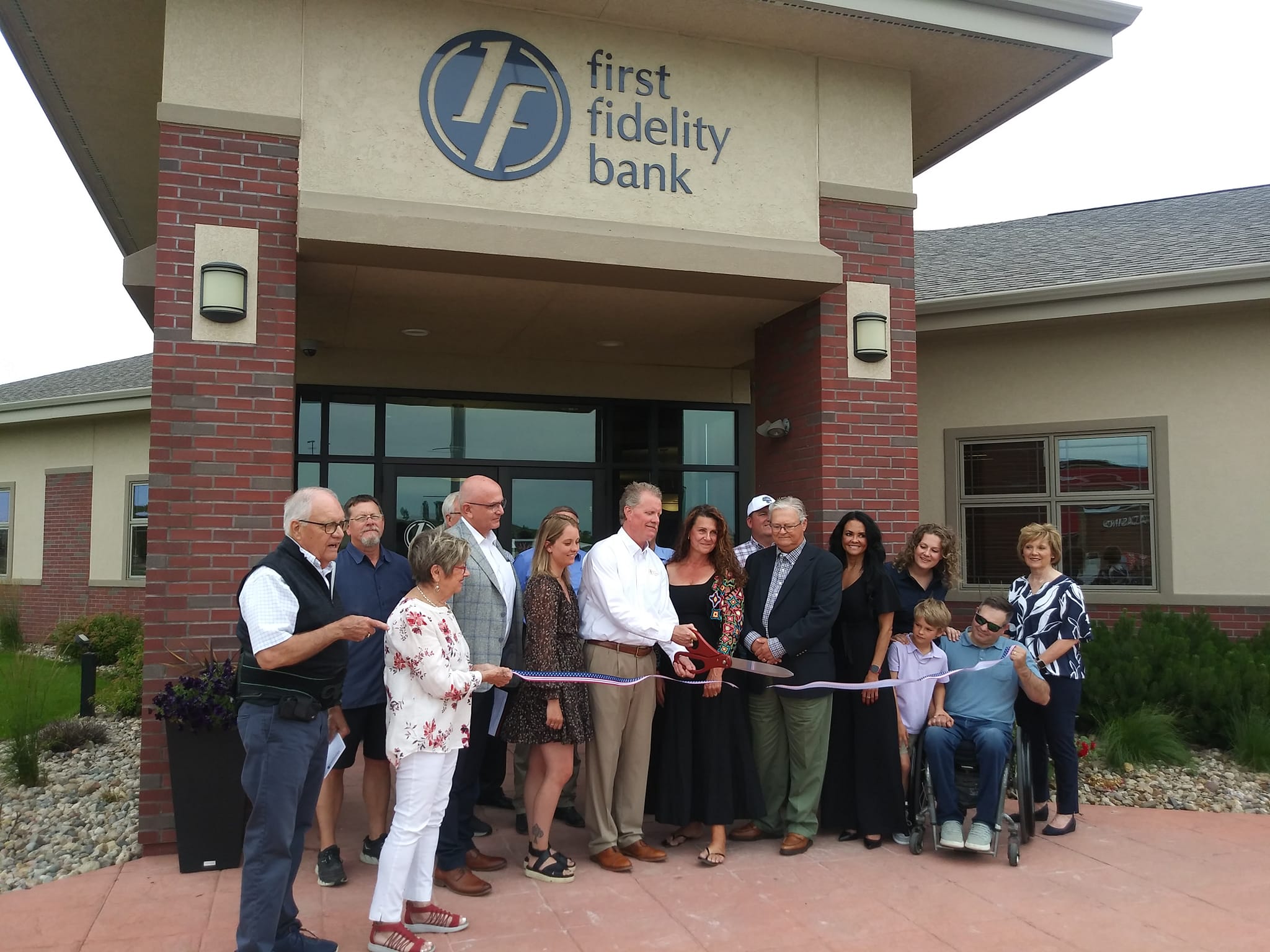 Ribbon Cutting Held To Mark Dakota Prairie Bank Transition To First ...