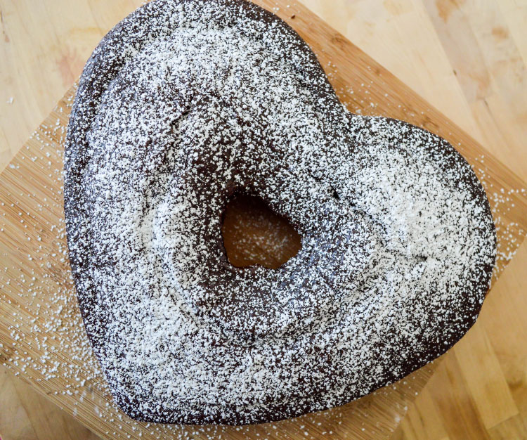 FUDGY CHOCOLATE BEER CAKE