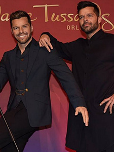 Ricky Martin presenta estatua de Cera que se ve realmente como Él!!!