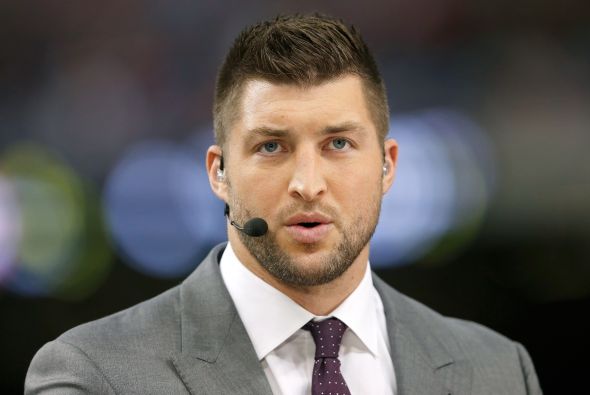 Los Philadelphia Eagles le dieron otra oportunidad a Tim Tebow en la NFL