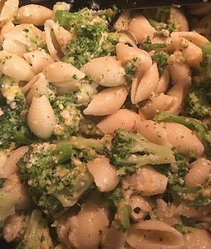 Cheesy Lemon Broccoli Pasta