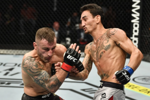 Twitter reacts to Volkanovski-Holloway 2 decision