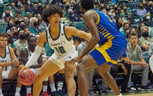 Photos: Hawaii 62, CSU Bakersfield 50