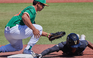 Photos: Vanderbilt 2, Hawaii 1