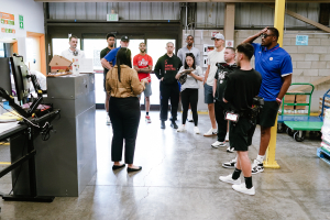 LA Clippers visit Hawaiʻi Food Bank on Oʻahu