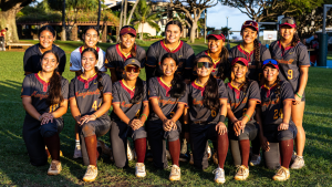 Maryknoll rallies past Punahou, 8-2, to win ILH softball title