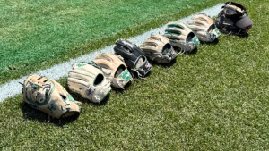 Rainbow Wahine Stun Top-Seeded Fullerton with Explosive Nine-Run Rally in Seventh