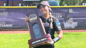 Hawaii’s Tiani Wayton and Linfield Secure NCAA Division III Finals Berth