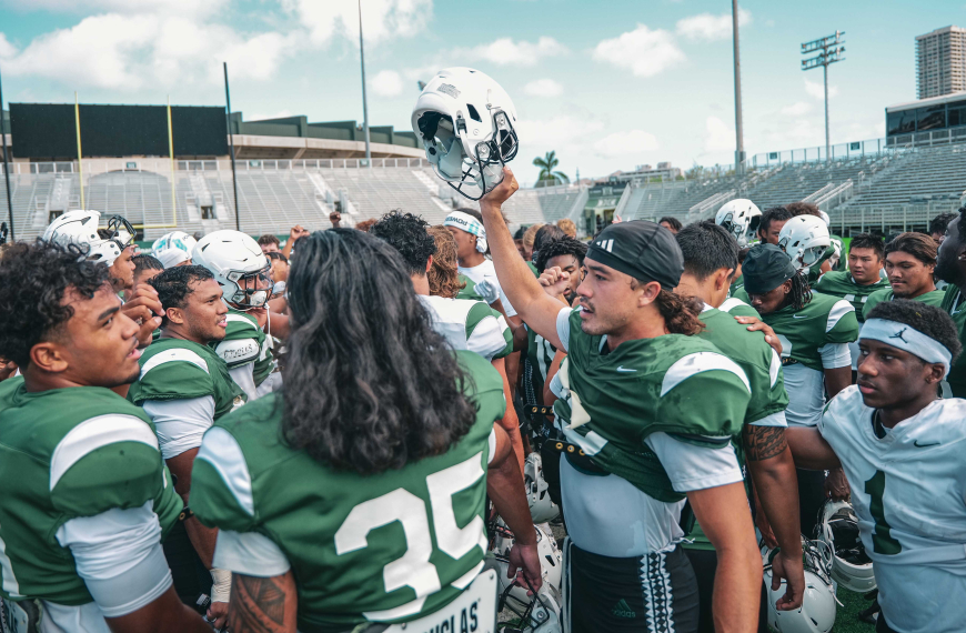 Exclusive post-practice interviews with Elijah Palmer and Titan Lacaden | HawaiiFB Fall Camp 2025